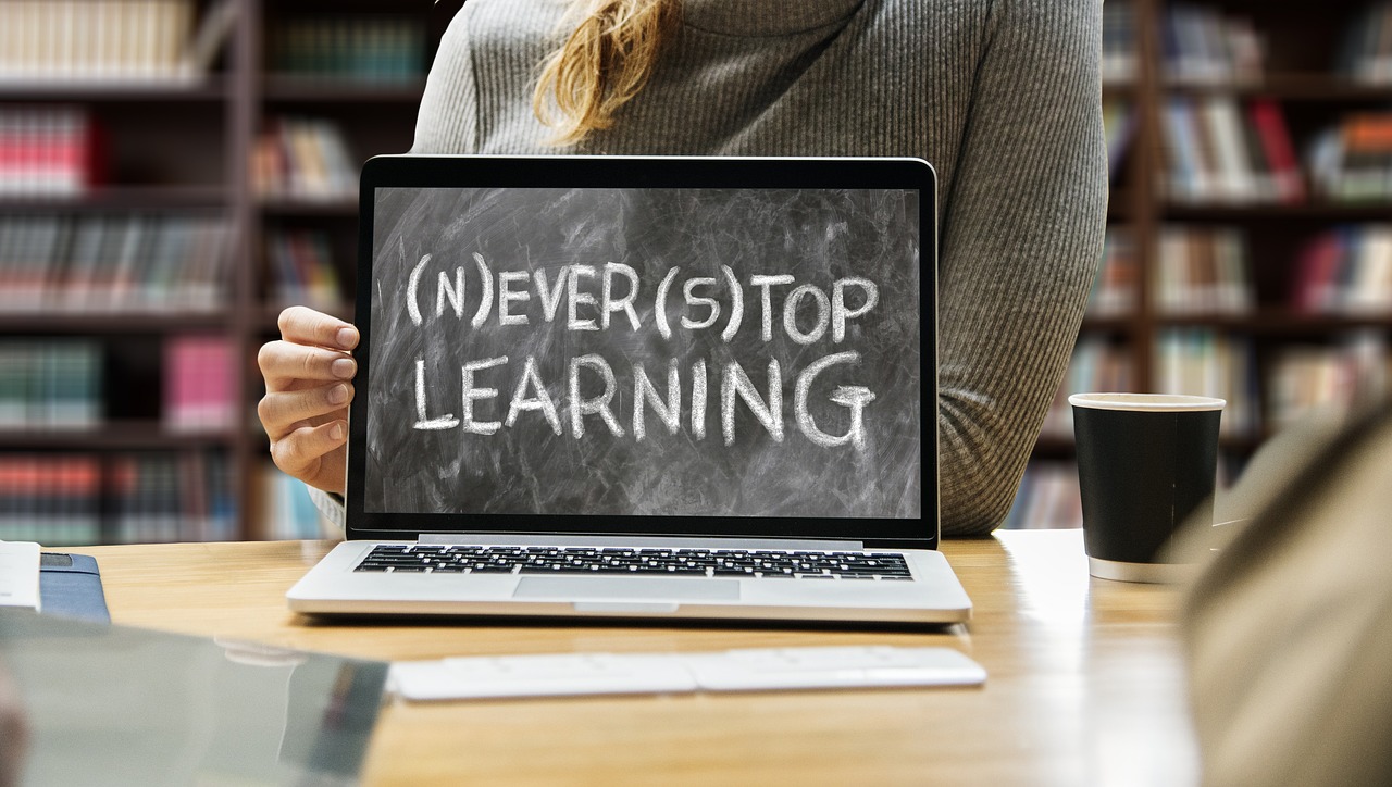 never-stop-learning-g45223745b-1280